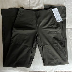 Smooth-Fit Pull-On HR Pant in Dark Olive